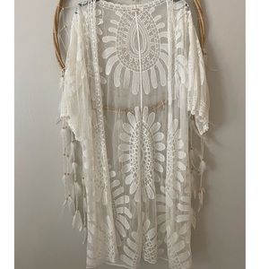 Embroidered mesh longline kimono. White. Small.